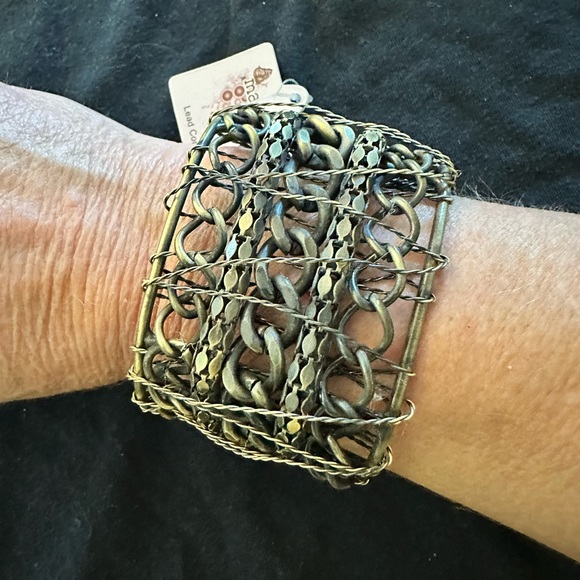 Madison Ave Cuff Bracelet NWT - Picture 2 of 4